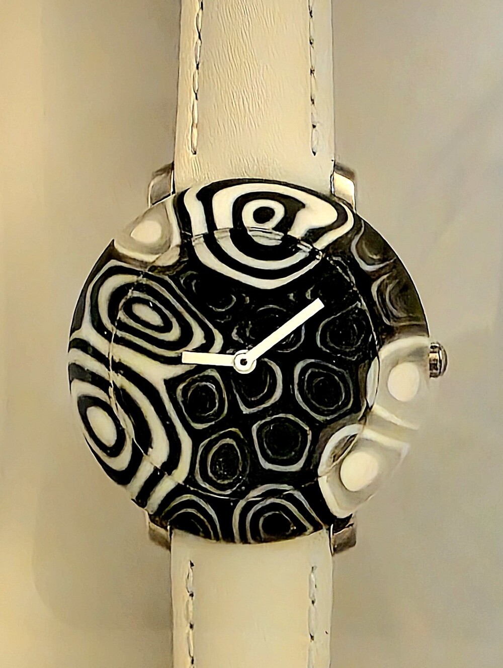 Yunik Handcrafted Murano glass 36mm genuine leather strap w/ safety buckle - Picture 2 of 8